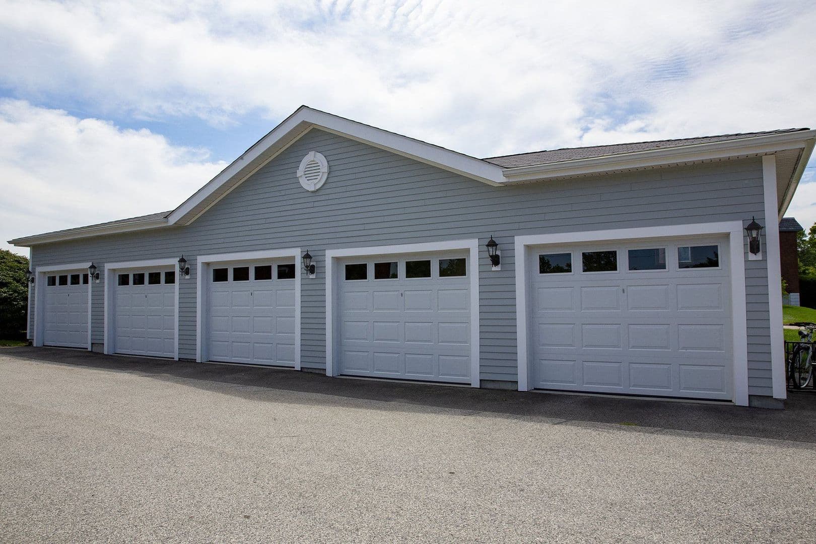 Middletown Apartment: 3 Admiralty Drive