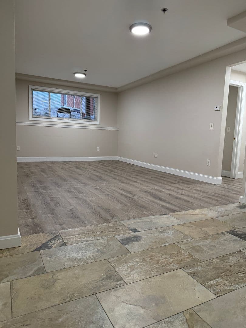 Lowell Apartment: 144 Stevens Street