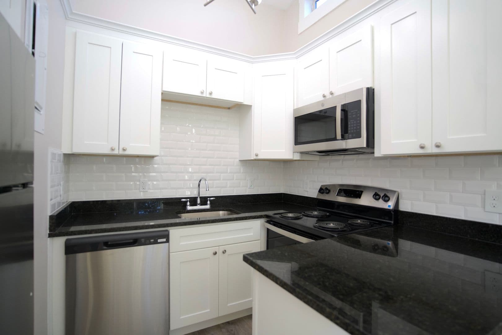 Quincy Apartment: 1020 Southern Artery