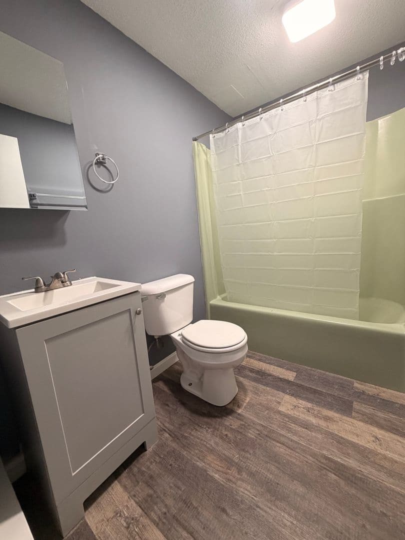 Ayer Apartment: 75 Groton School Road