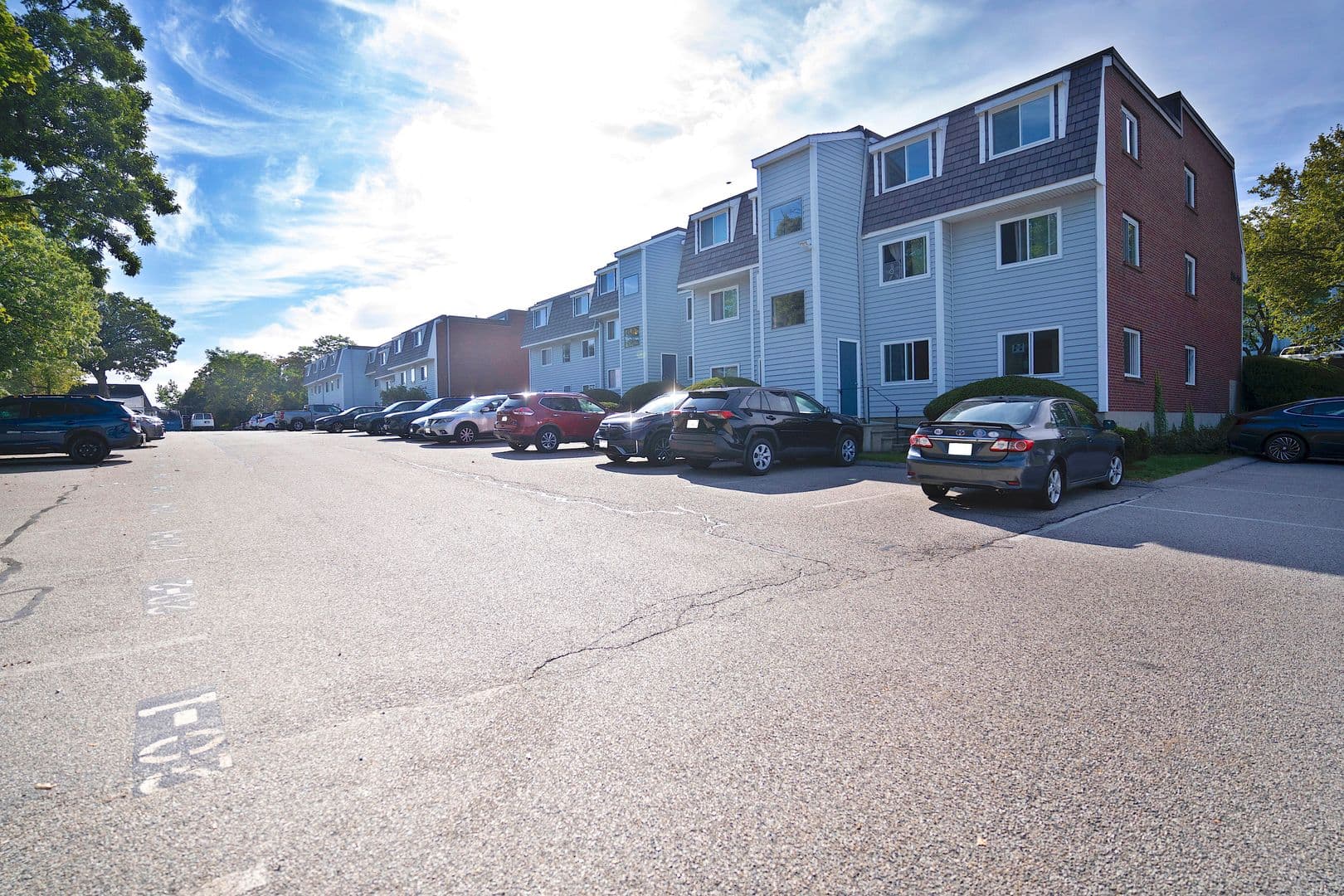 Quincy Apartment: 1020 Southern Artery
