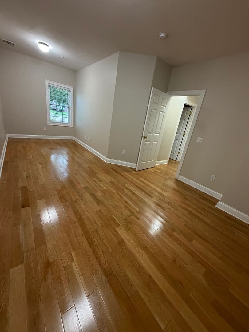 Fall River Apartment: 4801 North Main street
