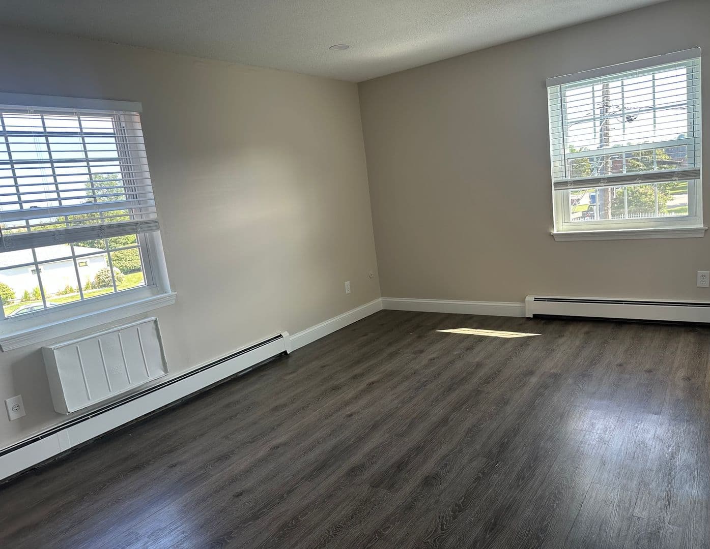 Middletown Apartment: 3 Admiralty Drive