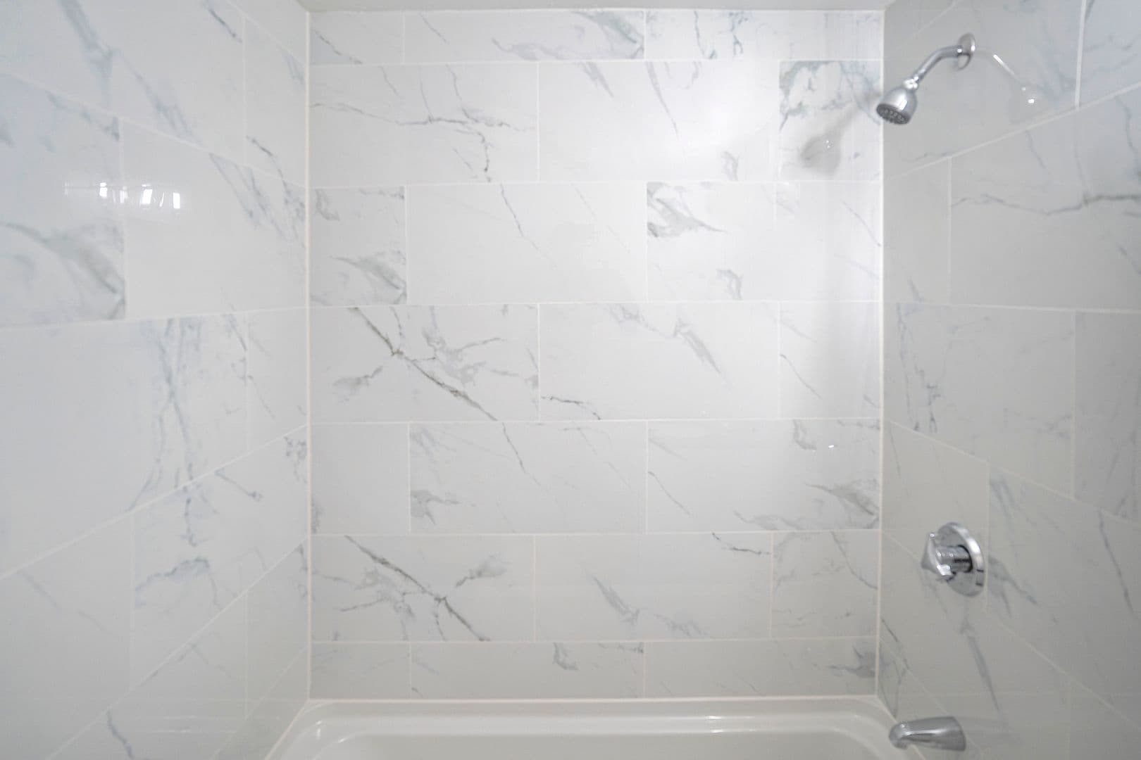 Quincy Apartment: 1020 Southern Artery