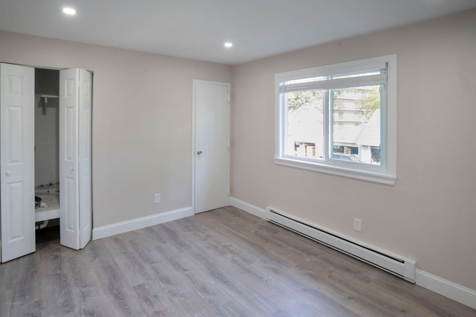 Quincy Apartment: 1020 Southern Artery
