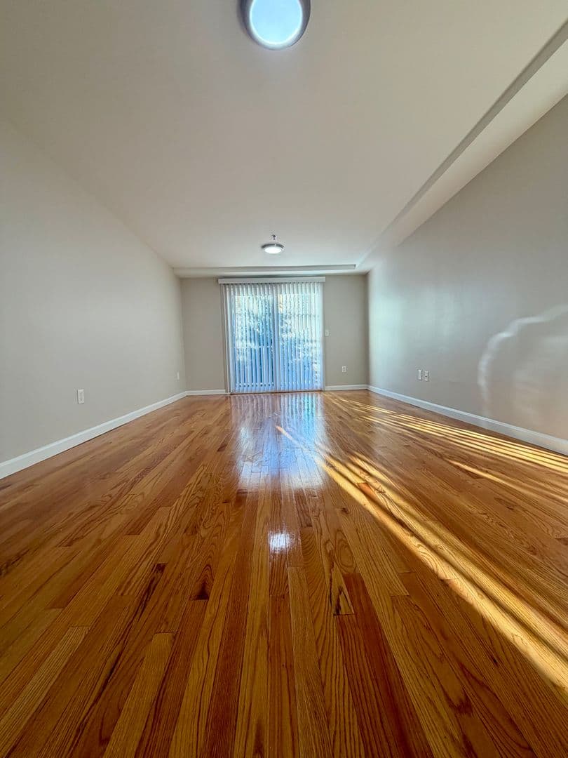 Lowell Apartment: 144 Stevens Street