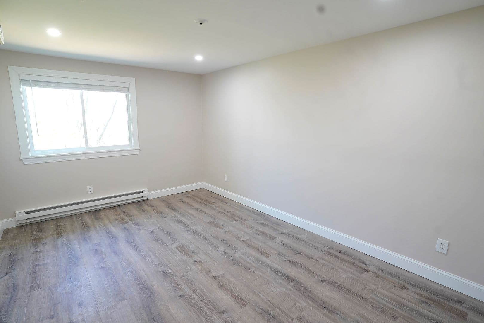 Quincy Apartment: 1020 Southern Artery