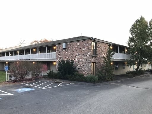 Leicester Apartment: 5 Town Beach Road