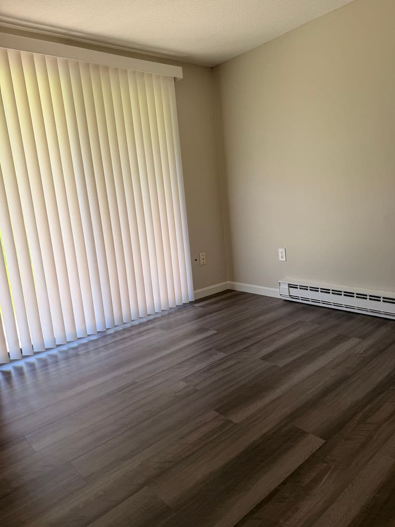 Ayer Apartment: 75 Groton School Road
