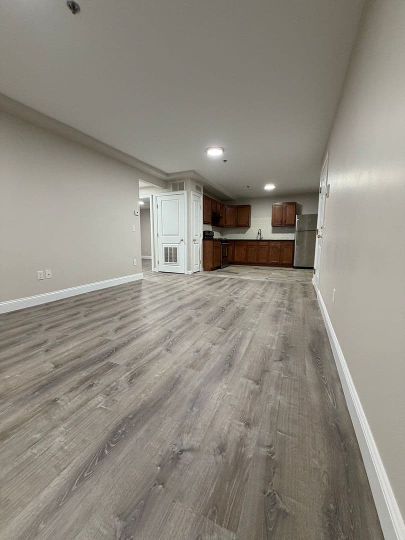 Lowell Apartment: 144 Stevens Street