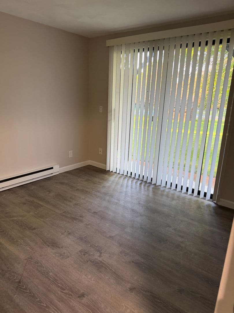 Ayer Apartment: 75 Groton School Road