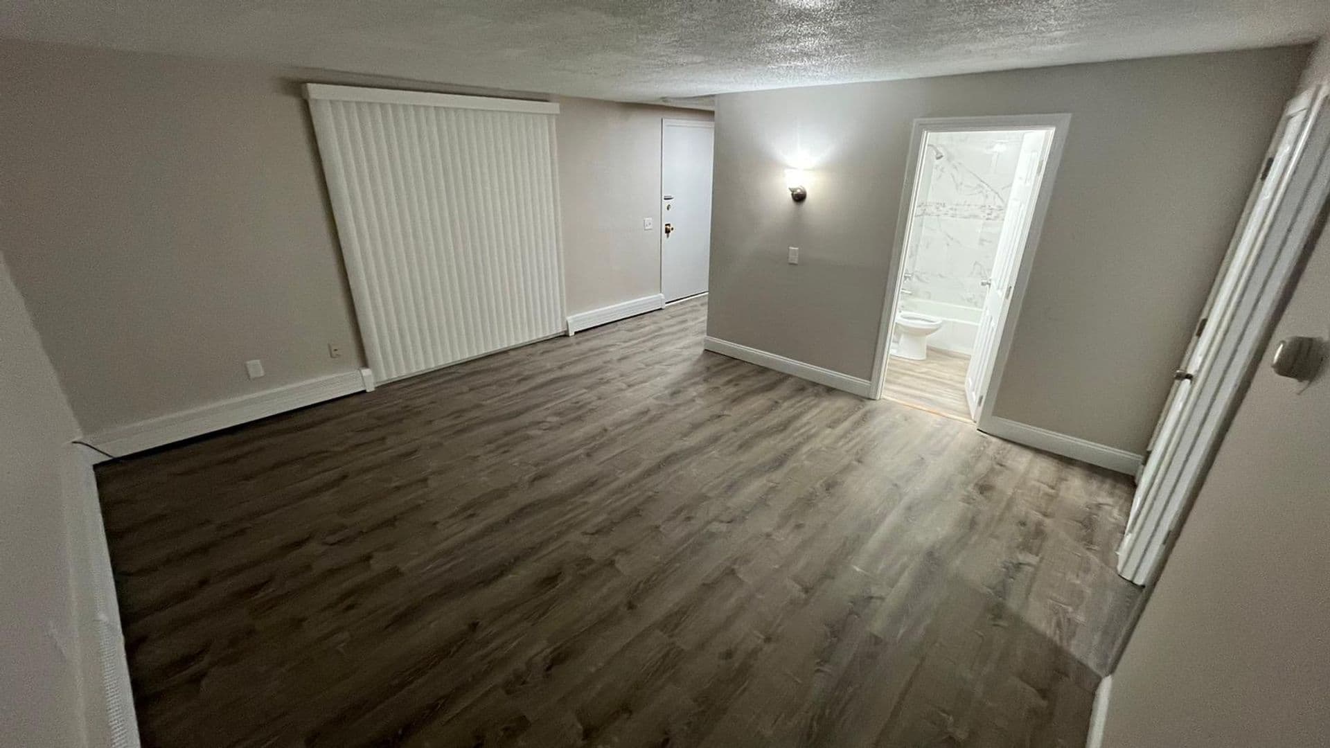 Worcester Apartment: 3 Henry Terrace