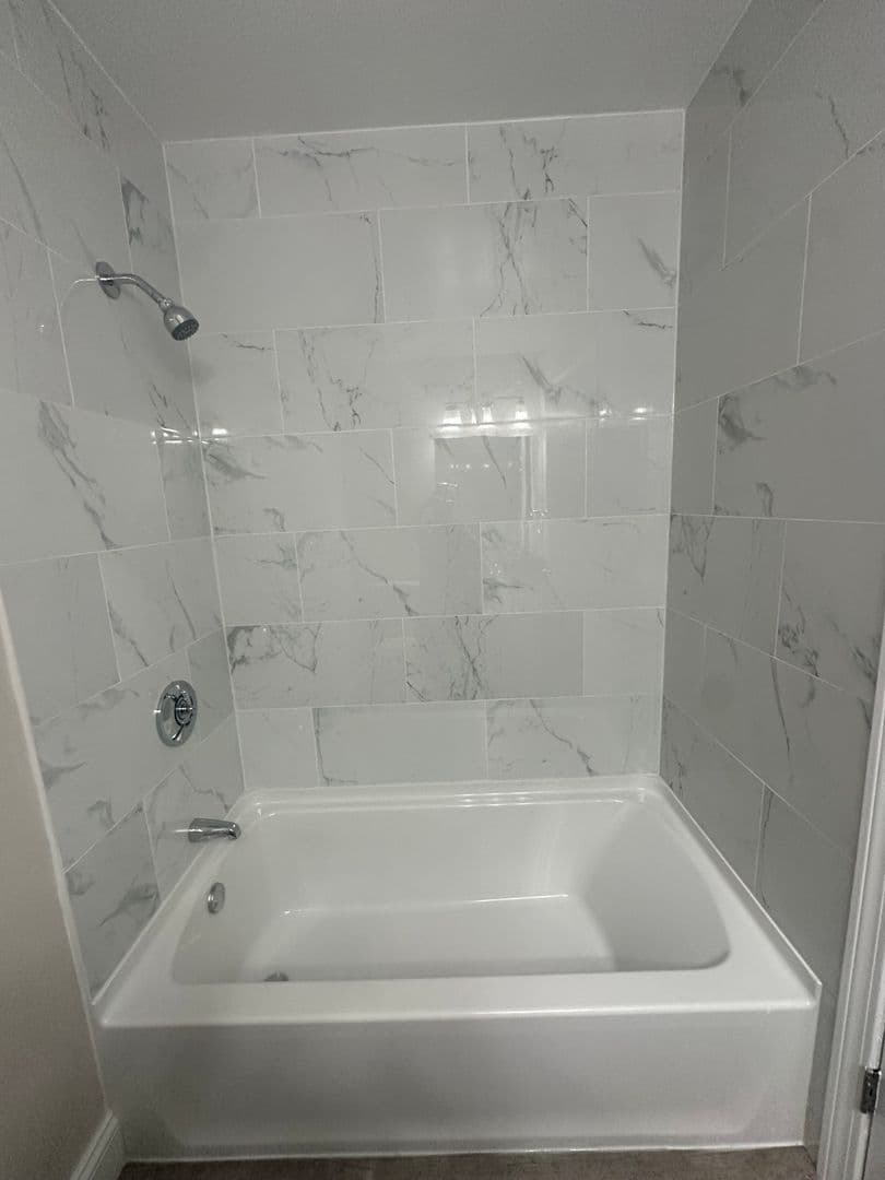 Middletown Apartment: 3 Admiralty Drive