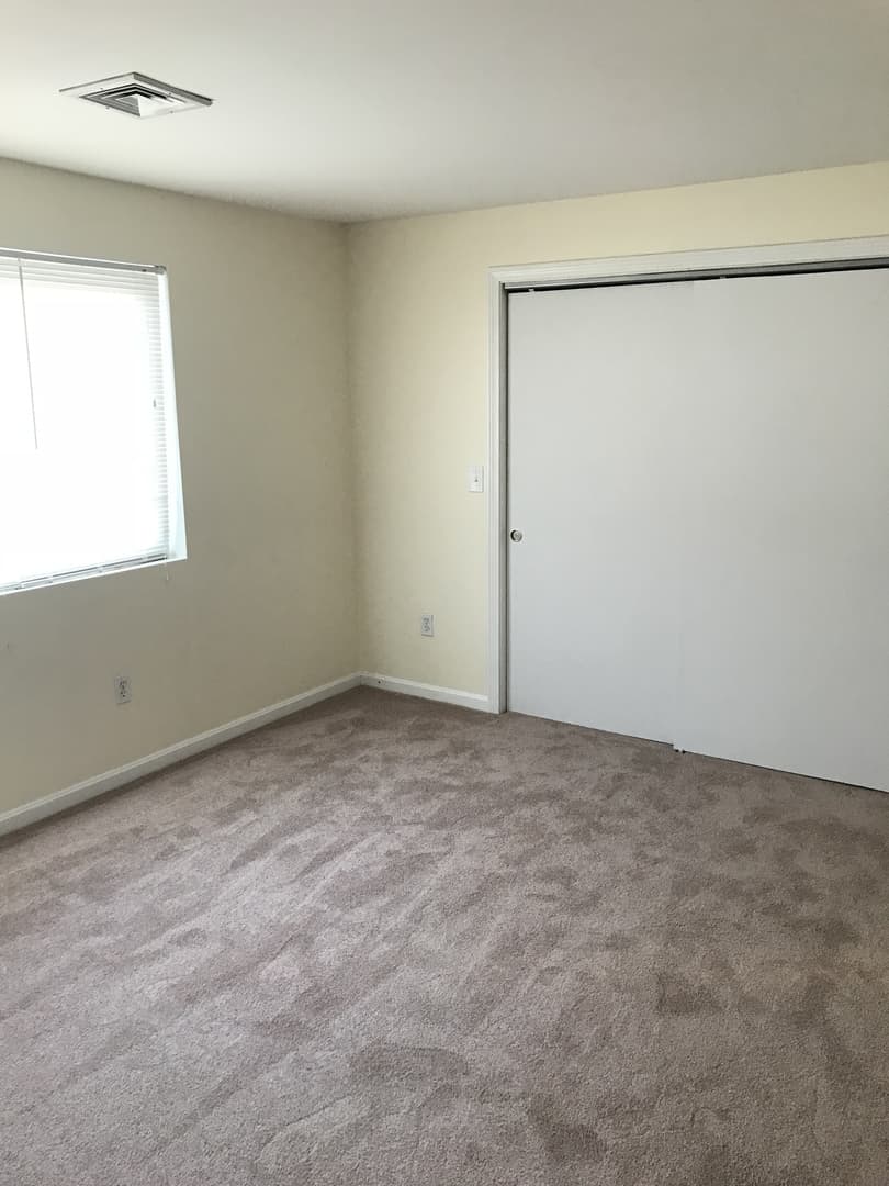 Fall River Apartment: 4000 North Main Street