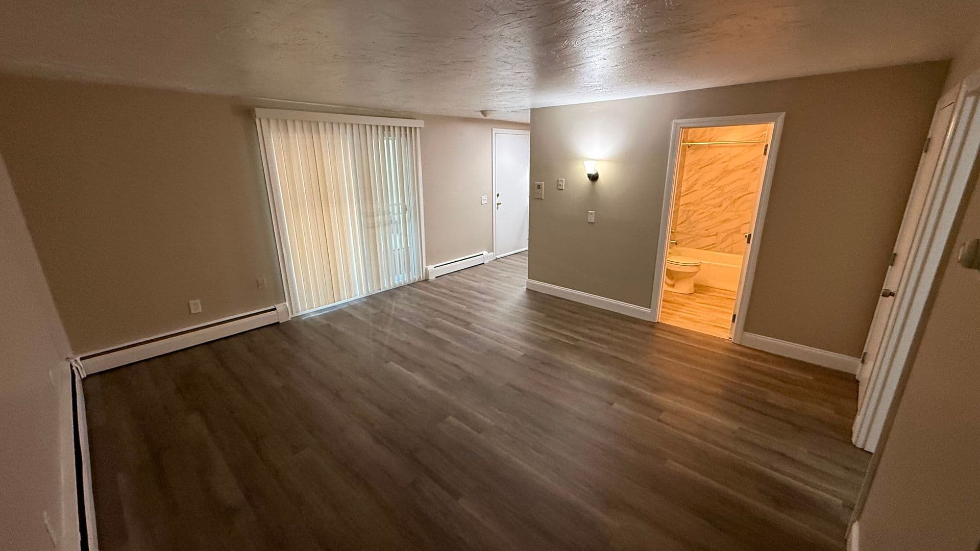 Worcester Apartment: 3 Henry Terrace