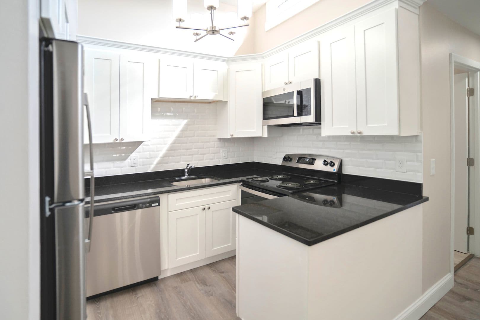 Quincy Apartment: 1020 Southern Artery