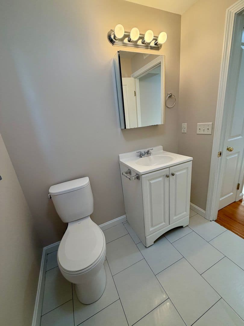 Lowell Apartment: 144 Stevens Street