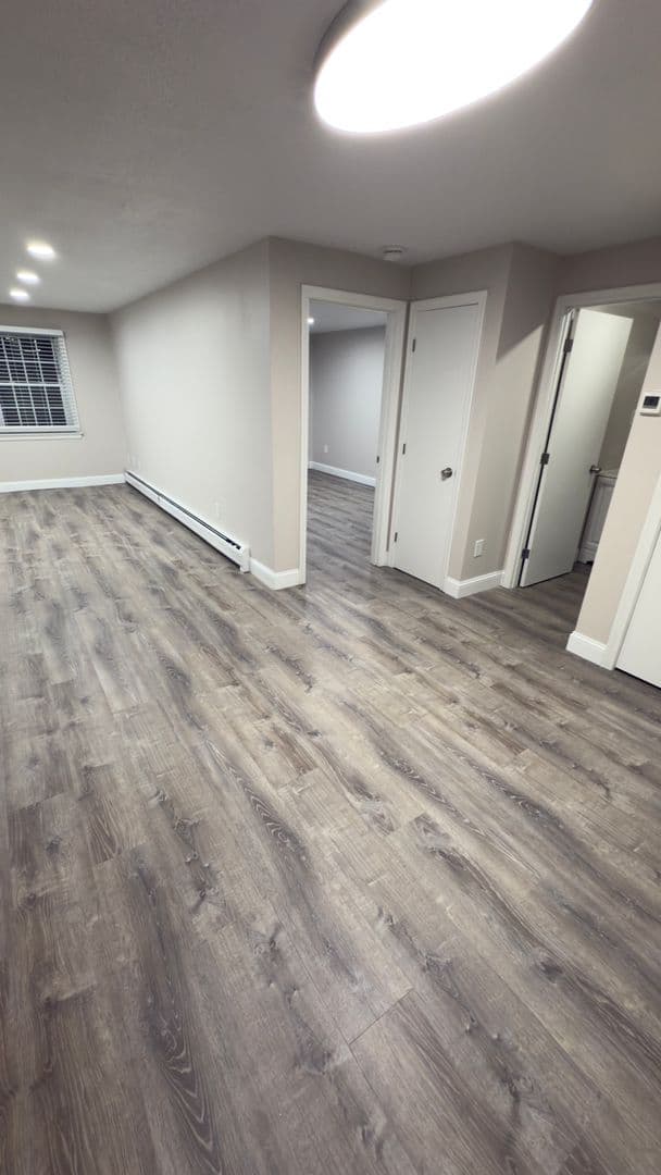 Gardner Apartment: 90 Ridgewood Lane