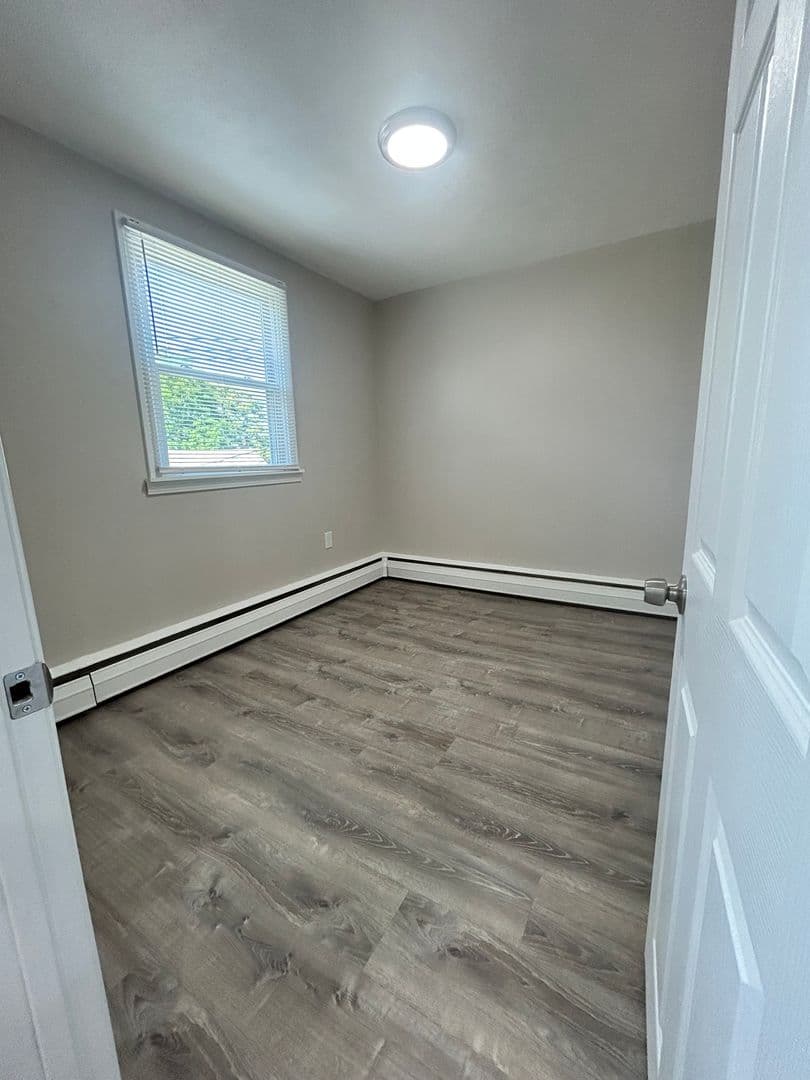 Lowell Apartment: 18-24 Waugh Street