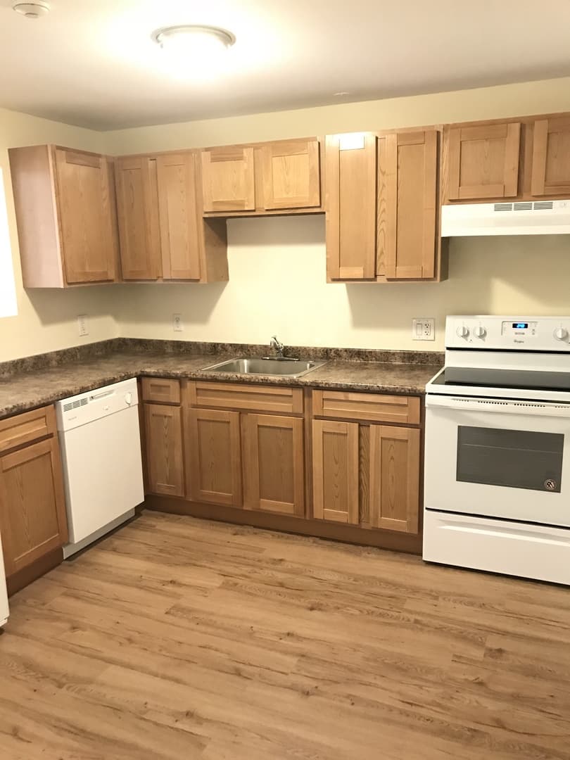 Fall River Apartment: 4000 North Main Street
