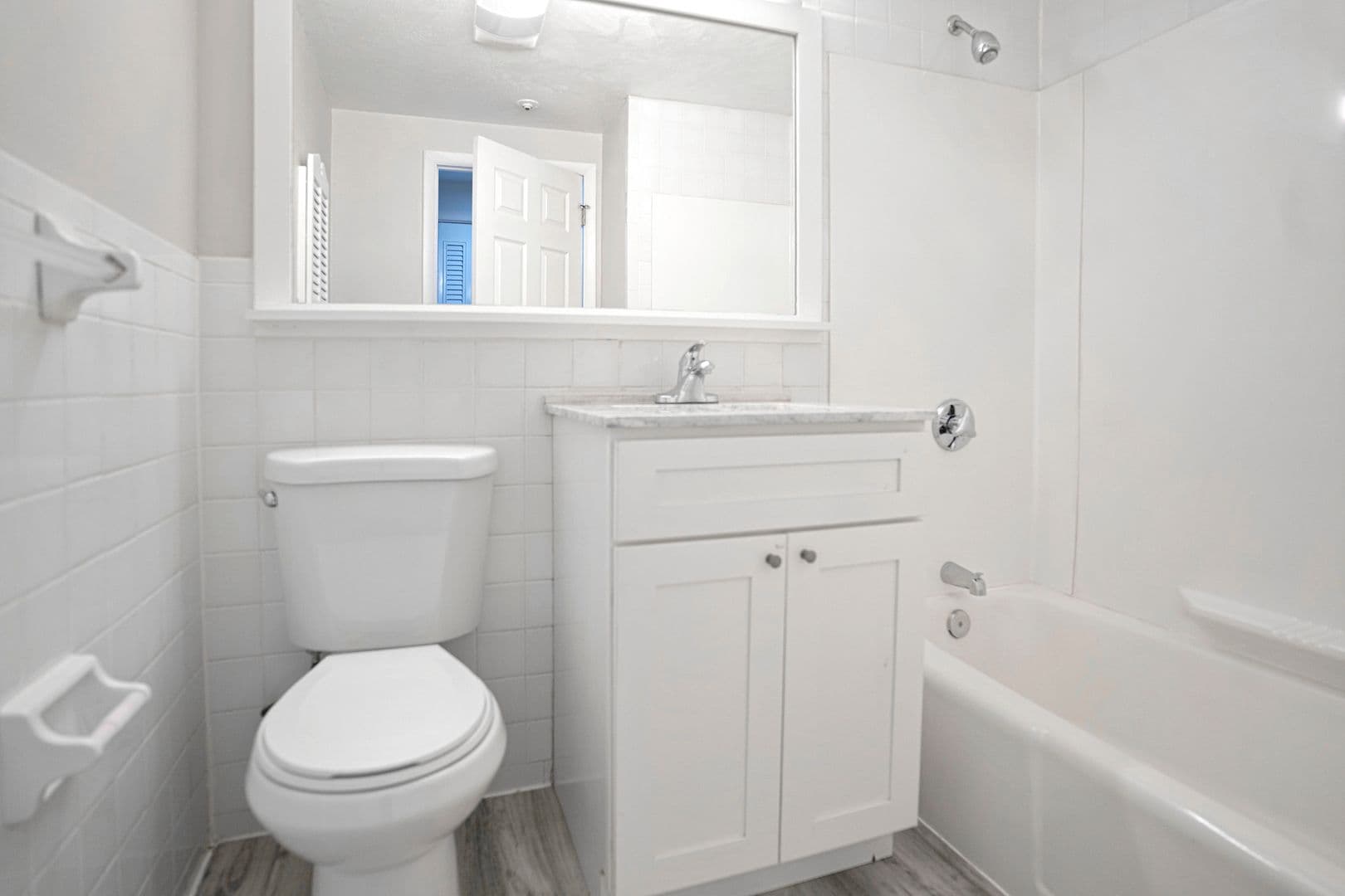Quincy Apartment: 1020 Southern Artery