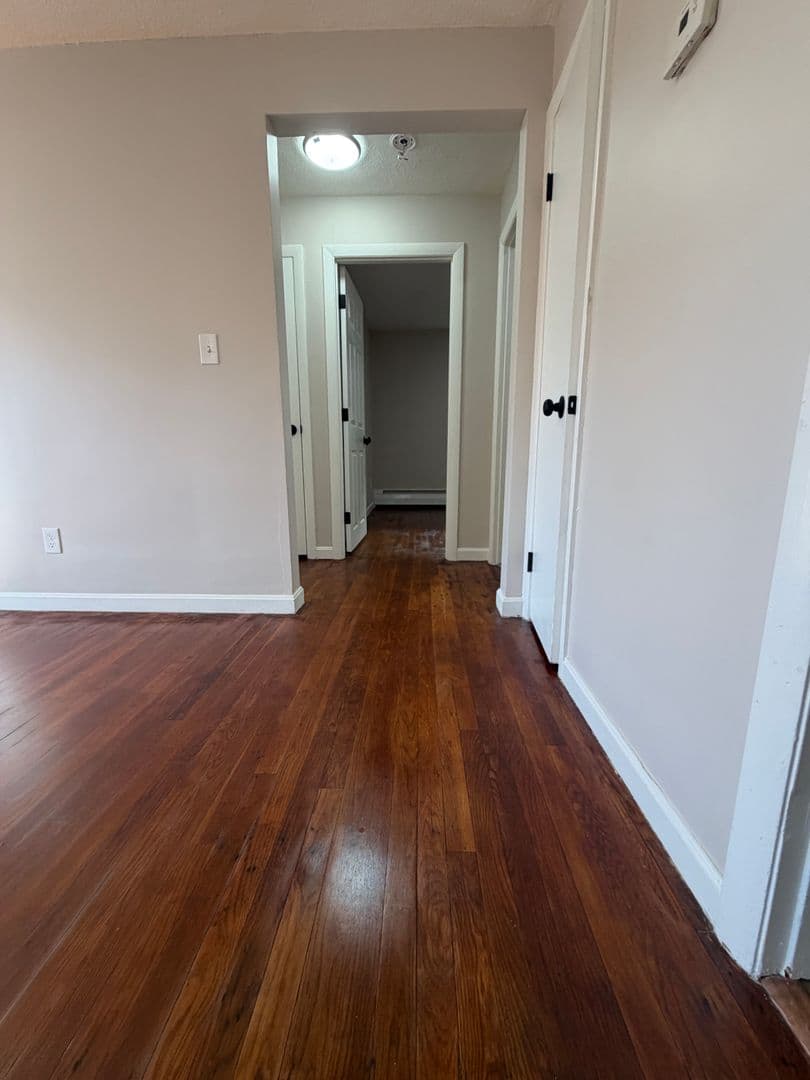 Lowell Apartment: 260 Nesmith Street