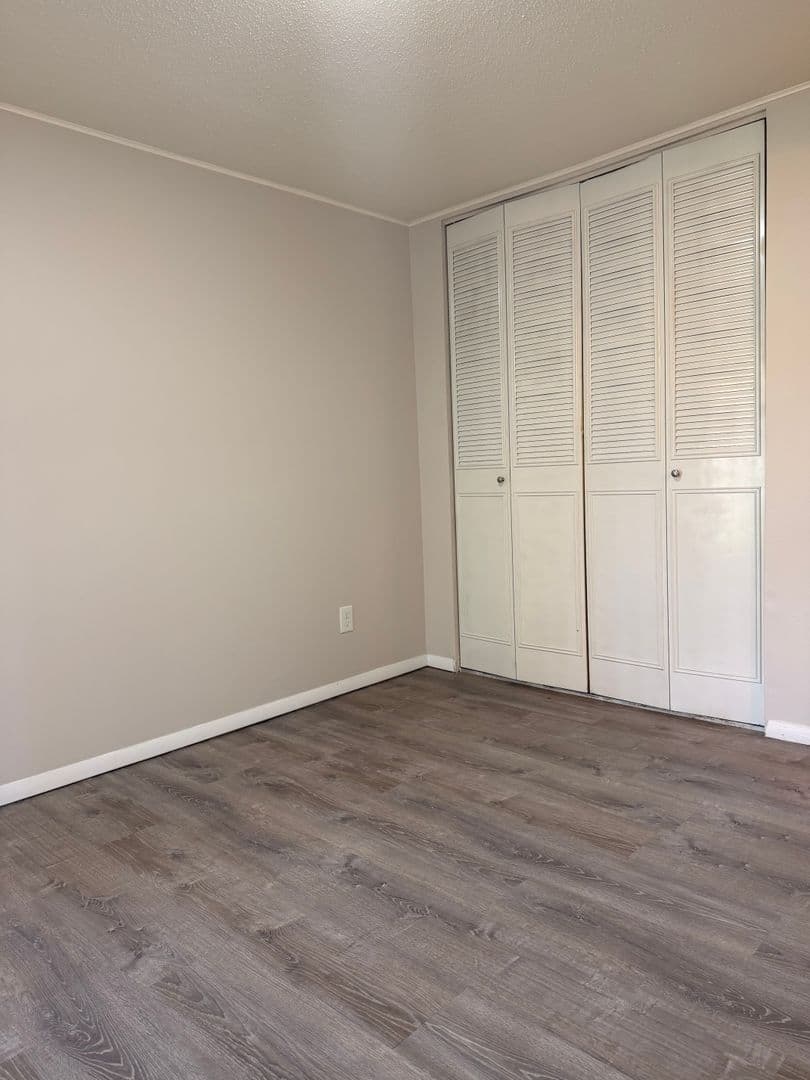 Ayer Apartment: 75 Groton School Road