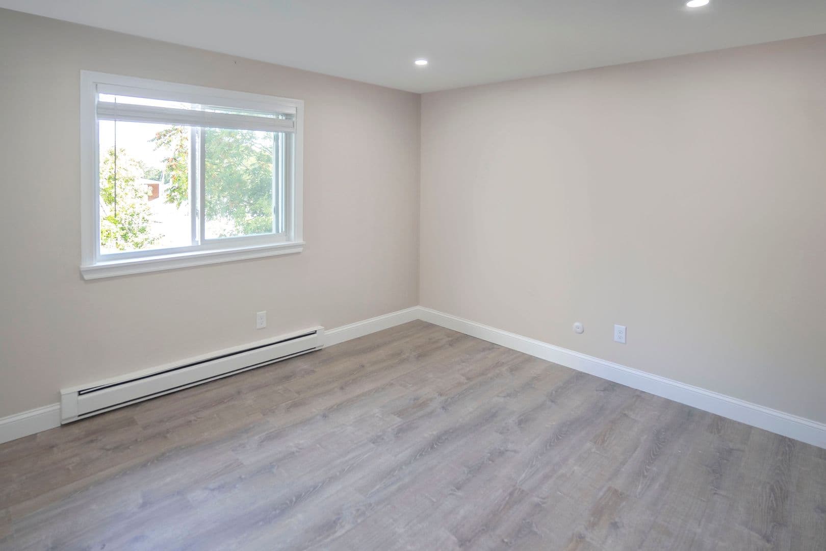 Quincy Apartment: 1020 Southern Artery