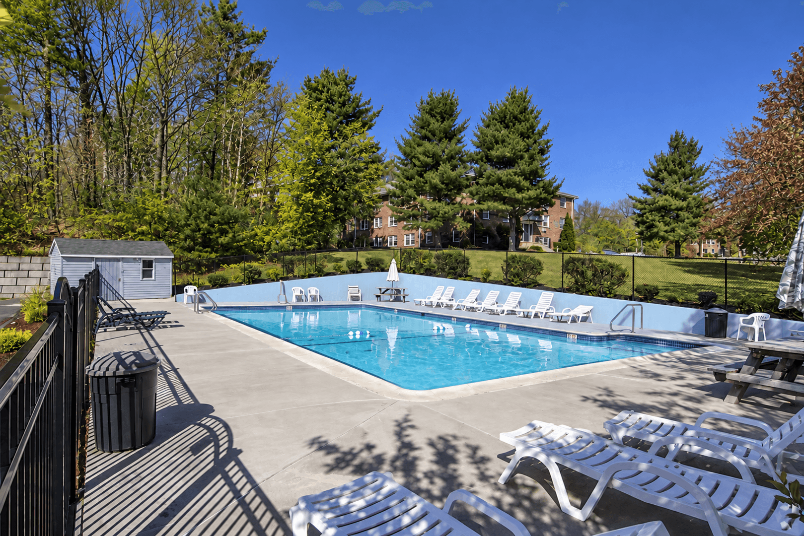 Gardner Apartment: 90 Ridgewood Lane