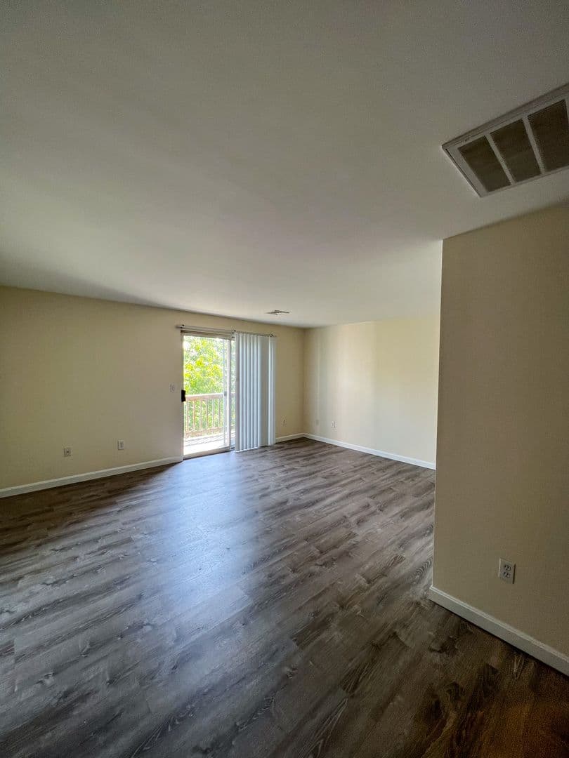 Fall River Apartment: 4000 North Main Street