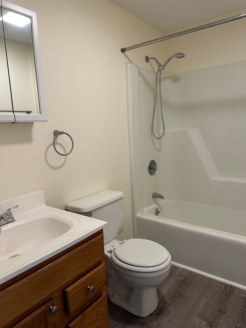 Ayer Apartment: 75 Groton School Road