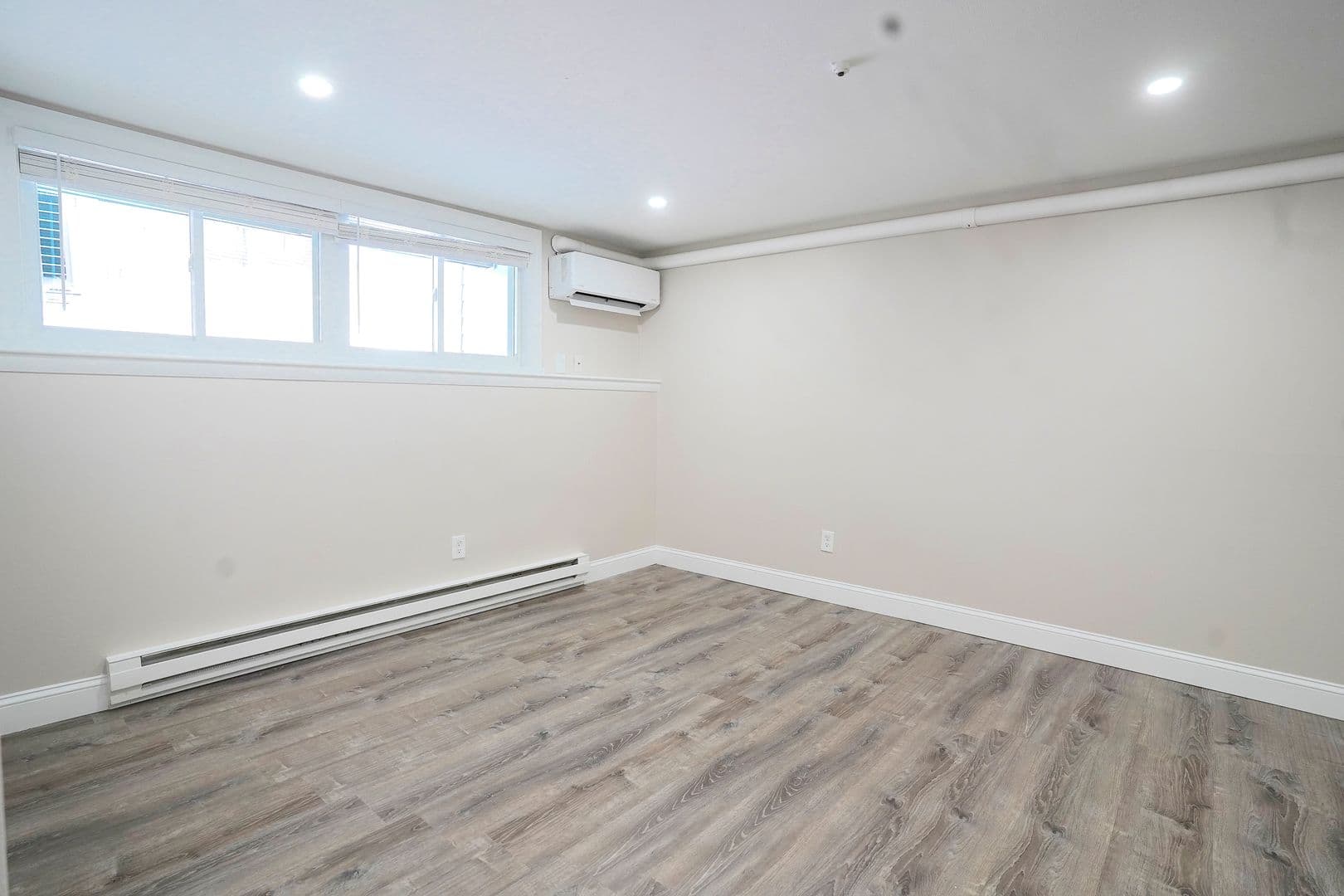 Quincy Apartment: 1020 Southern Artery