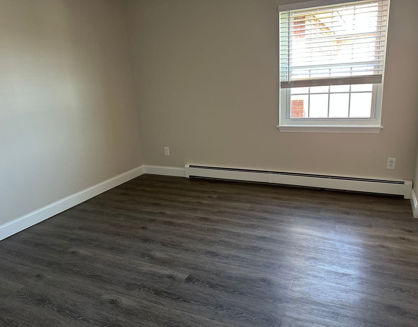 Middletown Apartment: 3 Admiralty Drive