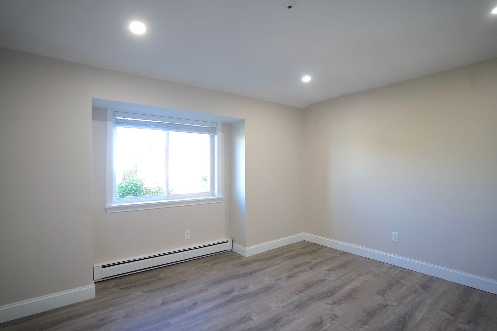 Quincy Apartment: 1020 Southern Artery
