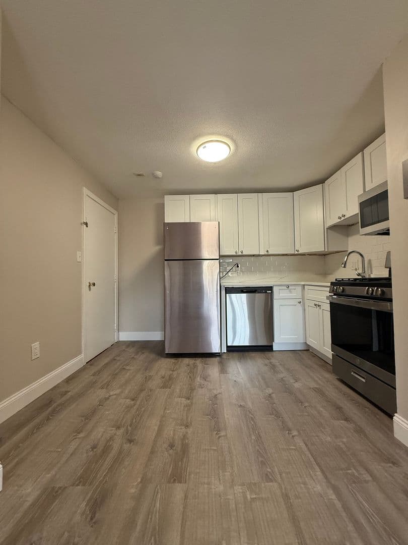 Lowell Apartment: 71 Bernier Street