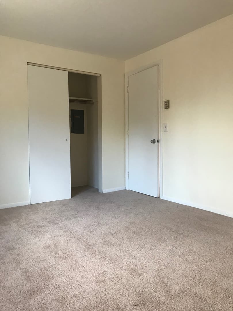 Leicester Apartment: 5 Town Beach Road
