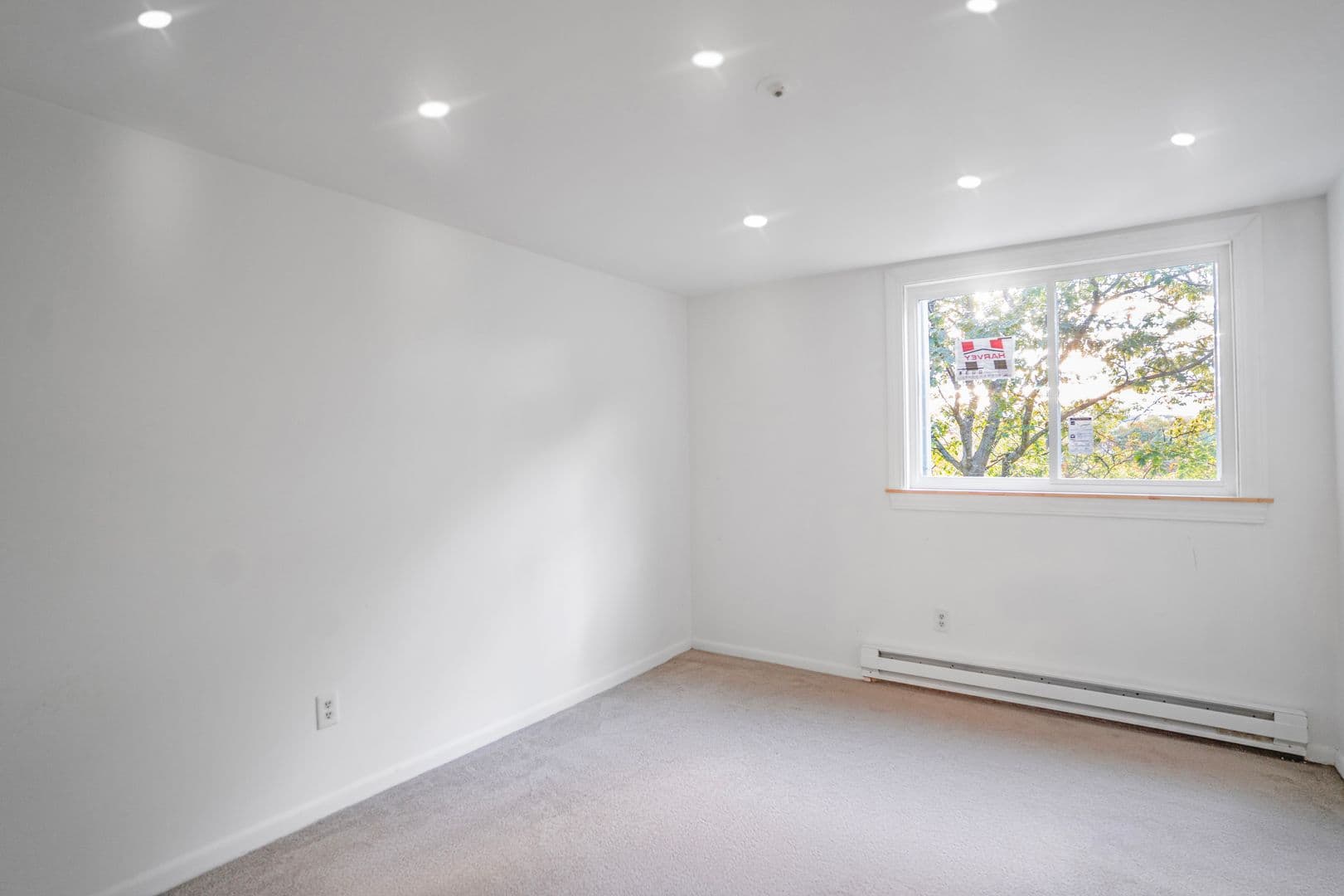 Quincy Apartment: 1020 Southern Artery