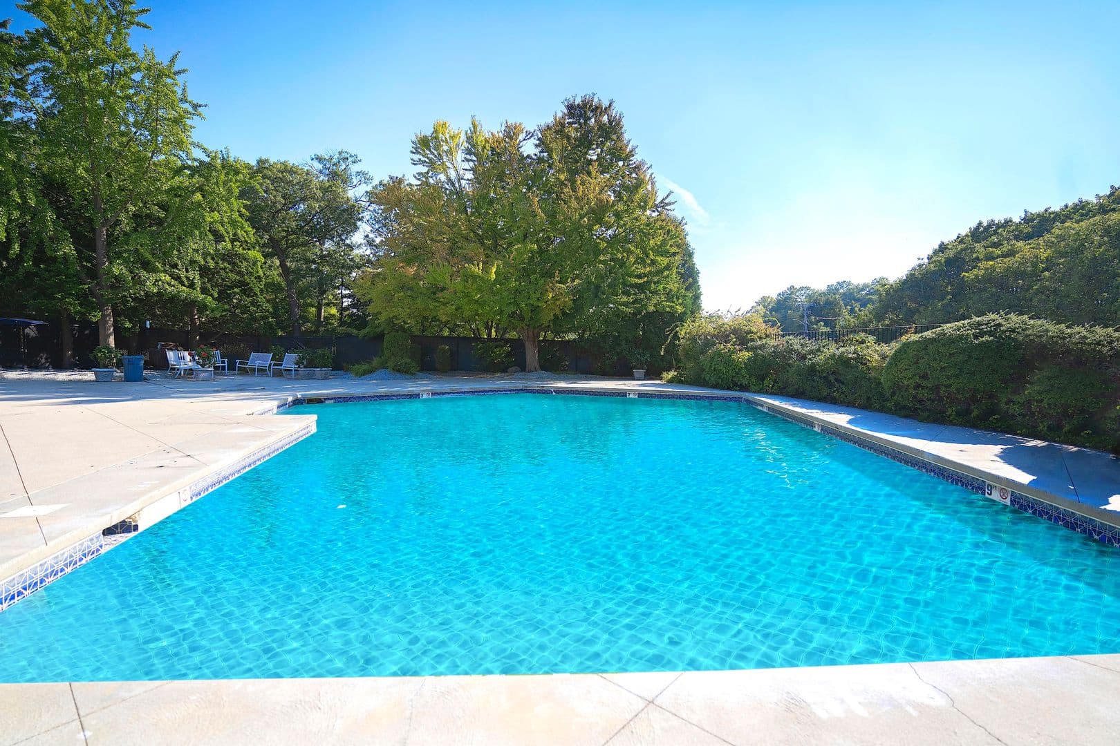 Quincy Apartment: 1020 Southern Artery