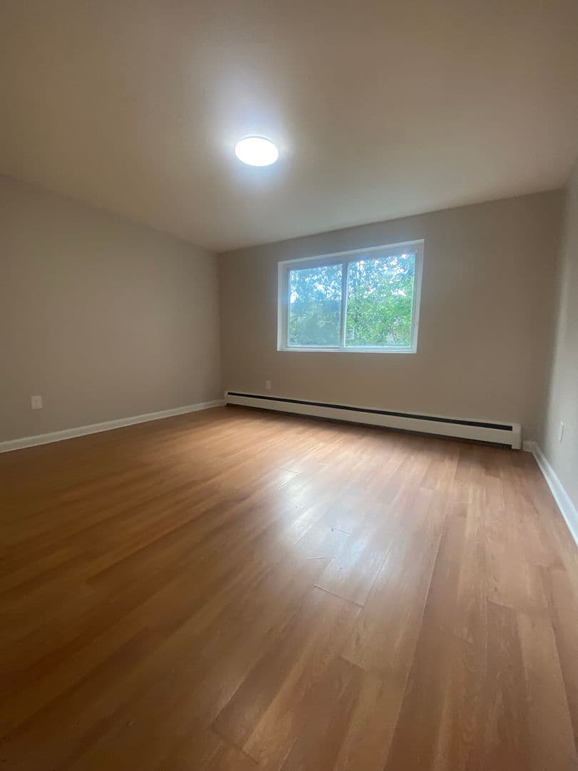 Lowell Apartment: 134-140-148 Willard Street
