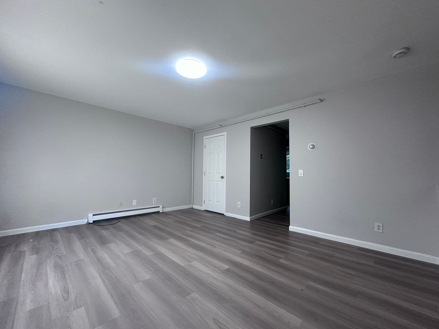 Lancaster Apartment: 211 South Main Street