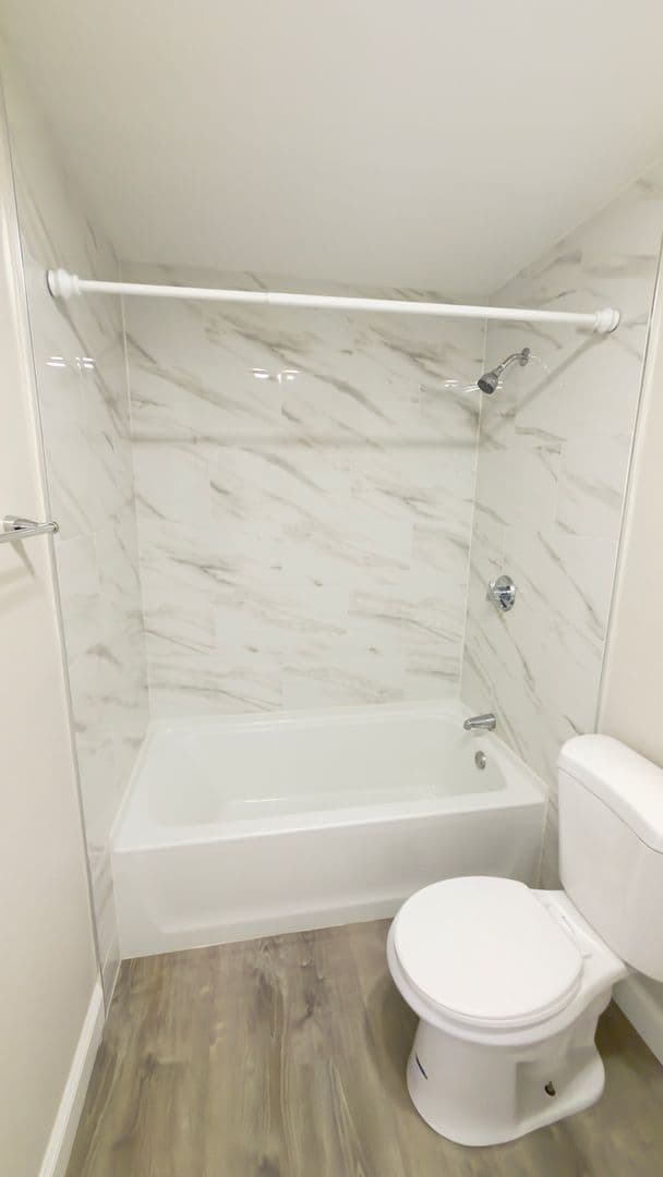 Gardner Apartment: 90 Ridgewood Lane