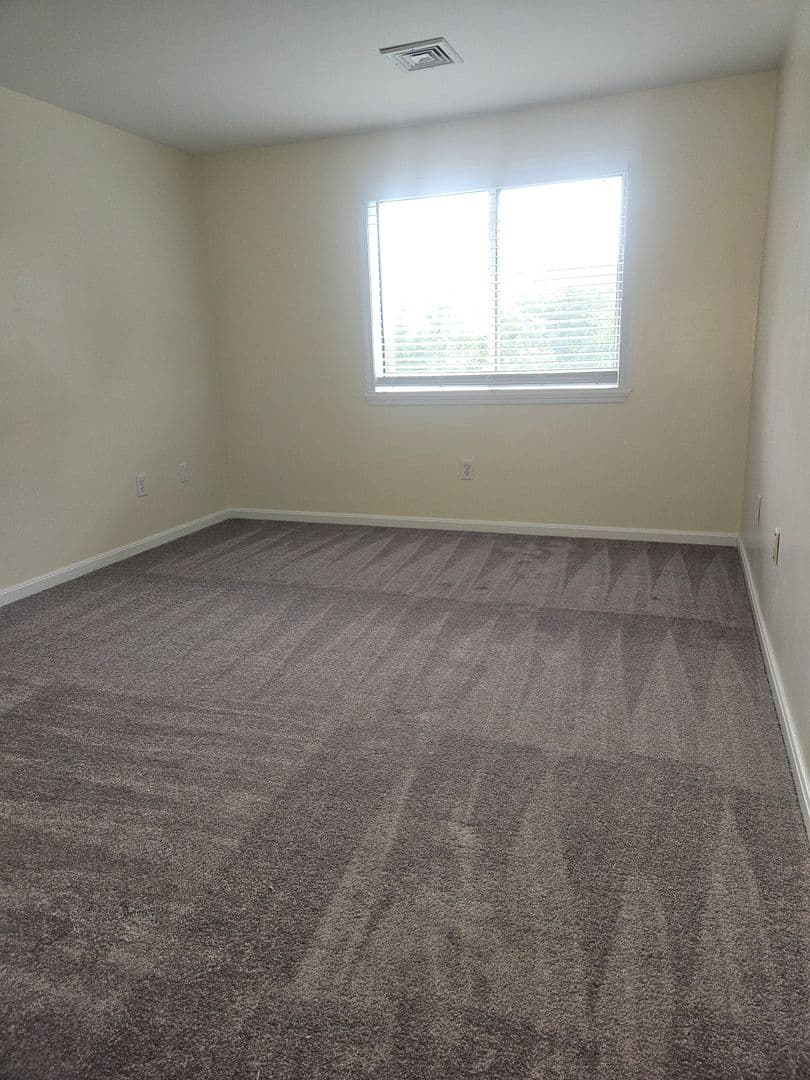 Fall River Apartment: 4000 North Main Street