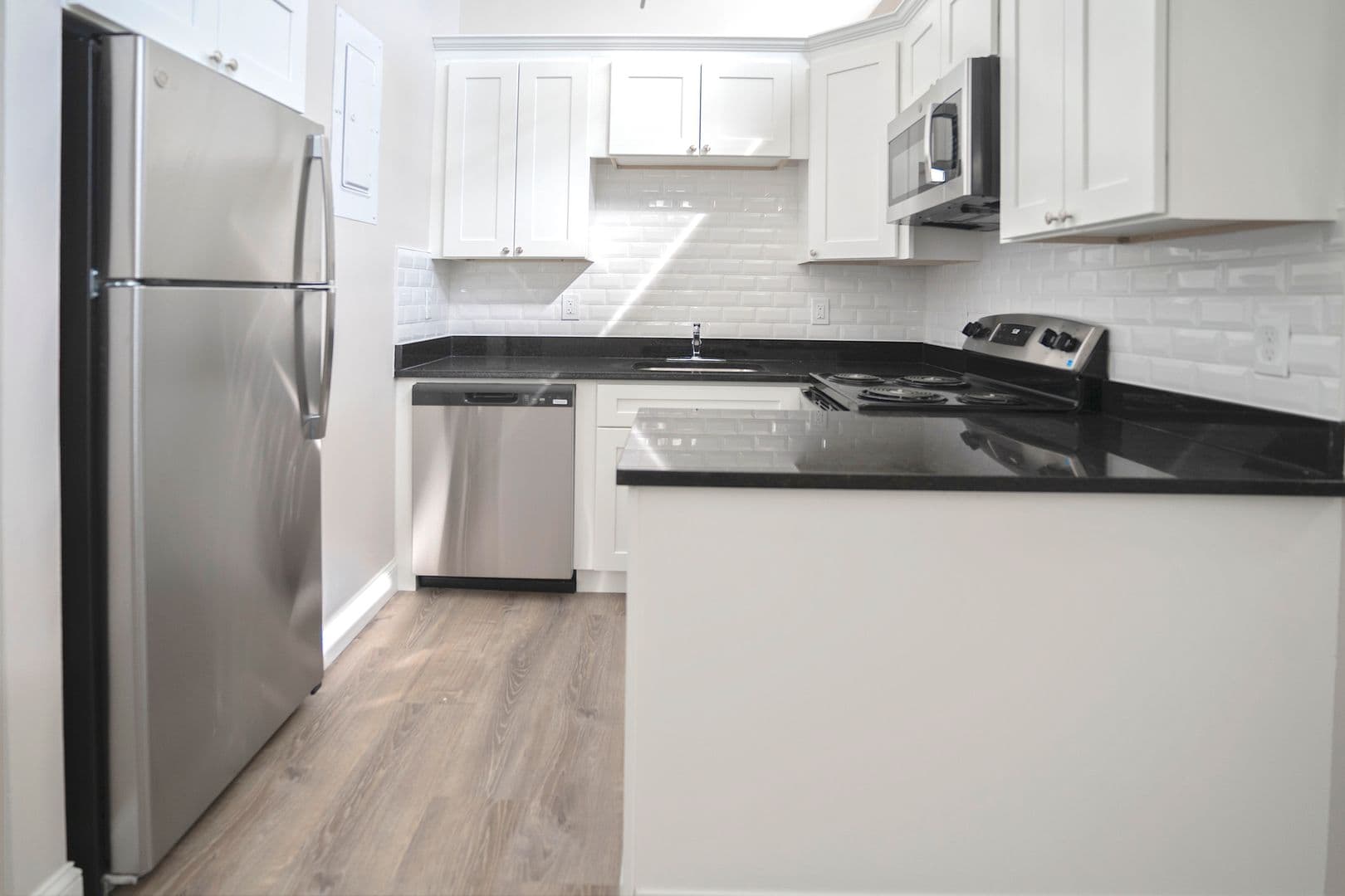 Quincy Apartment: 1020 Southern Artery