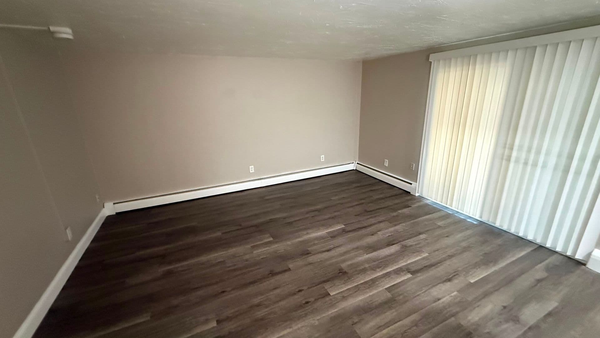 Worcester Apartment: 3 Henry Terrace
