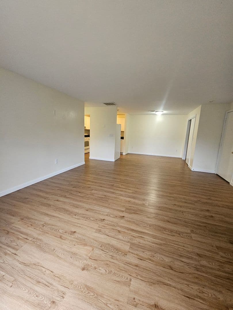 Fall River Apartment: 4000 North Main Street