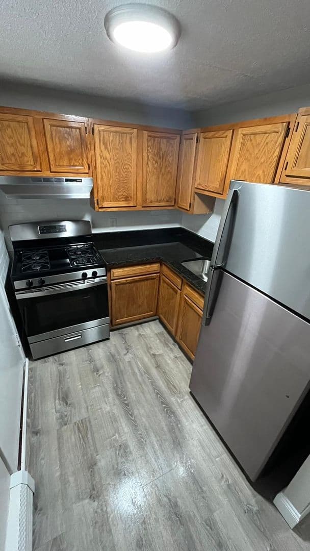 Worcester Apartment: 3 Henry Terrace