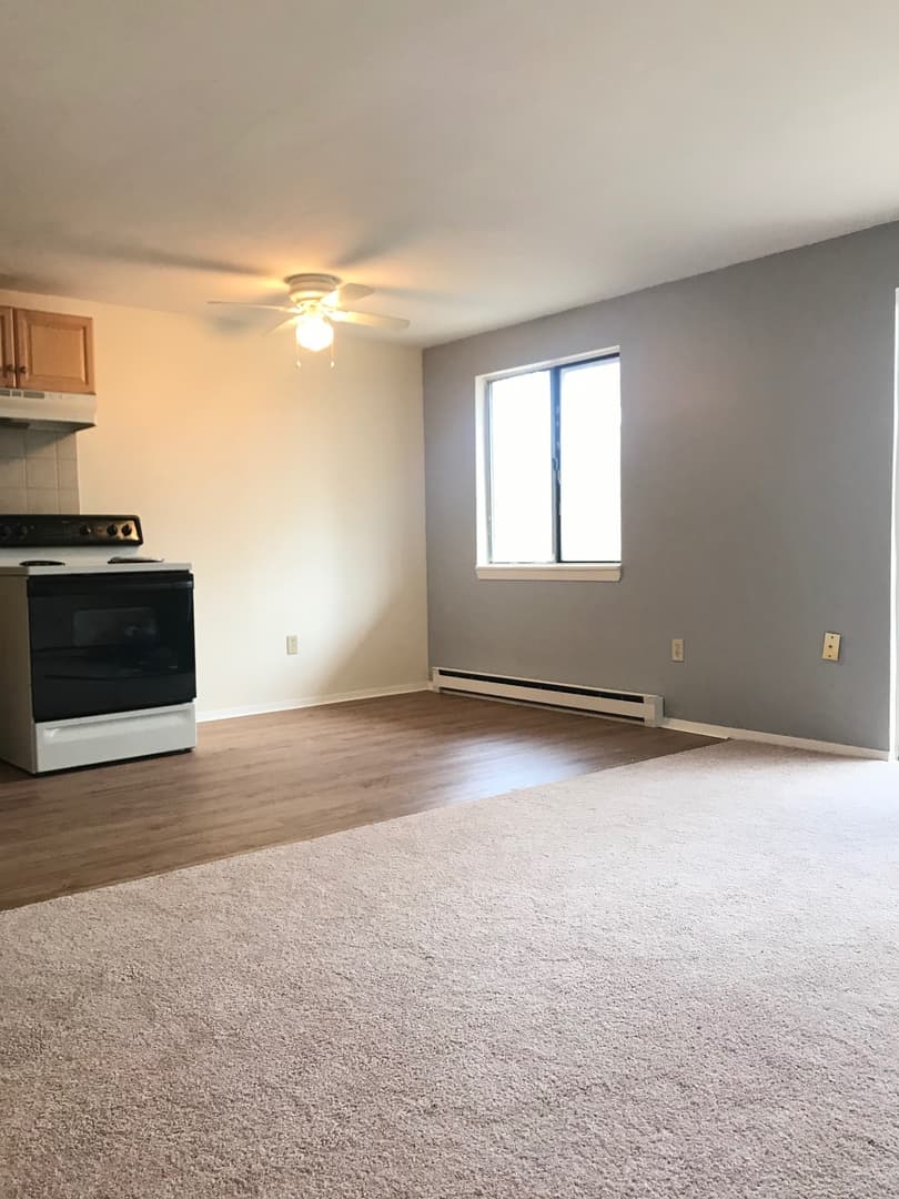 Leicester Apartment: 5 Town Beach Road
