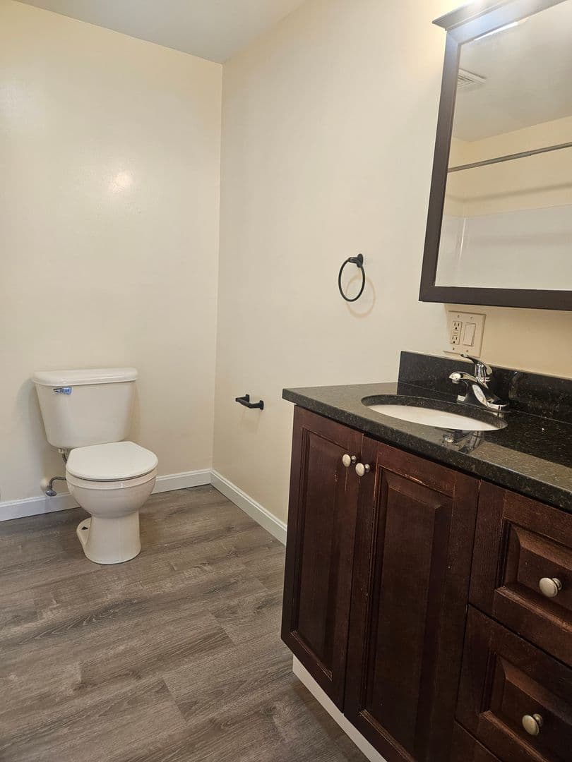 Fall River Apartment: 4000 North Main Street