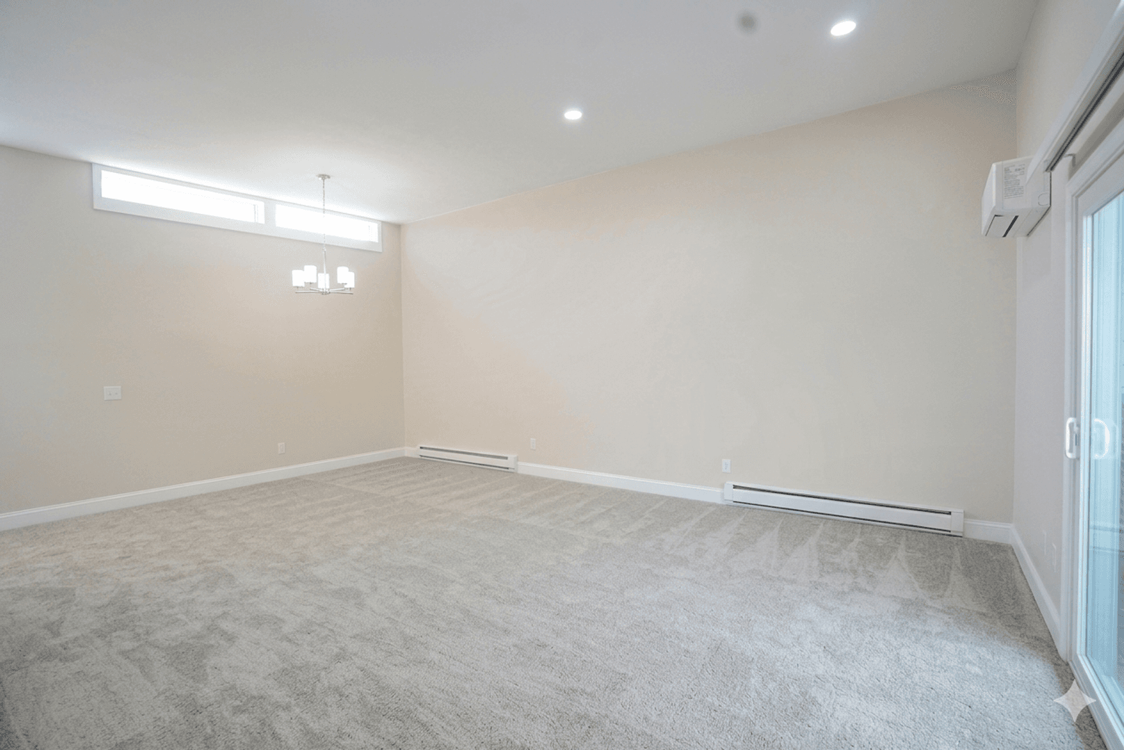 Quincy Apartment: 1020 Southern Artery