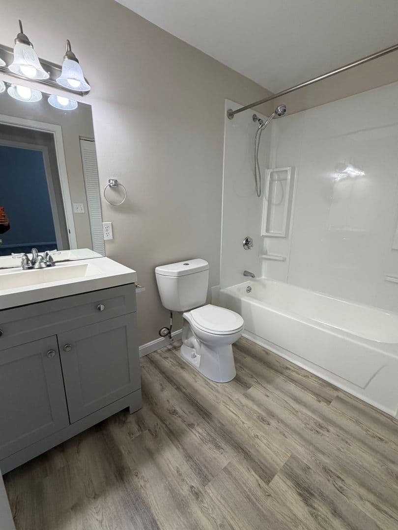 Fall River Apartment: 2 Weaver Street